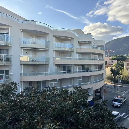 Moderne Avec Terrasse Sur Le Toit, Parking Et Wifi - Fr-1-226b-225 * Cavalaire-sur-Mer